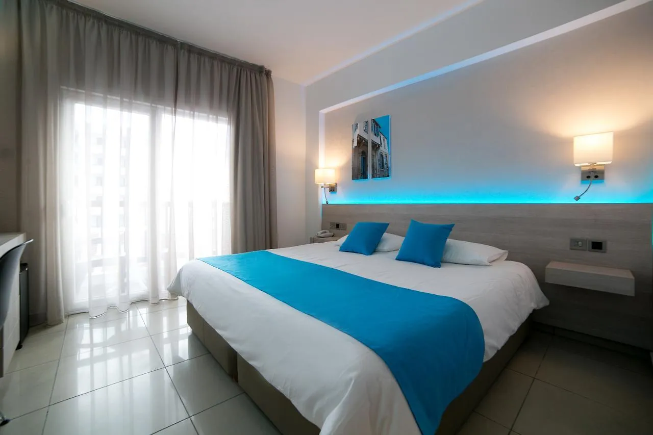 Les Palmiers Beach Boutique Hotel & Luxury Apartments Larnaca