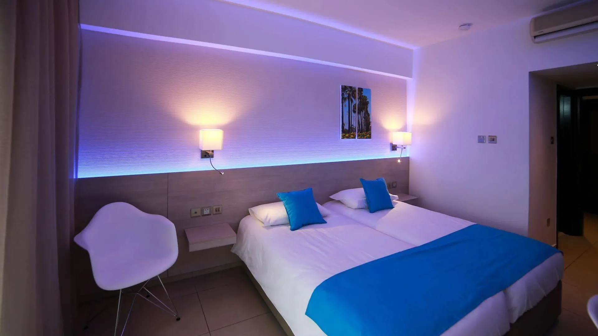 Les Palmiers Beach Boutique Hotel & Luxury Apartments Larnaca